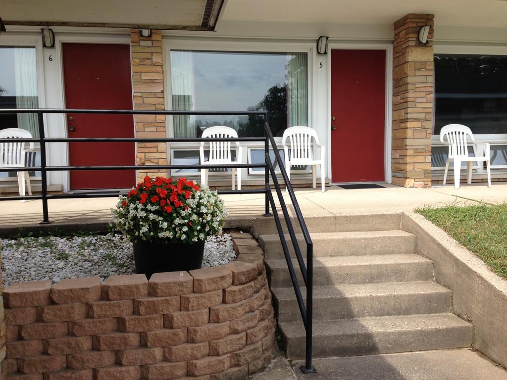 Indian Trail Motel 威斯康星戴尔 外观 照片