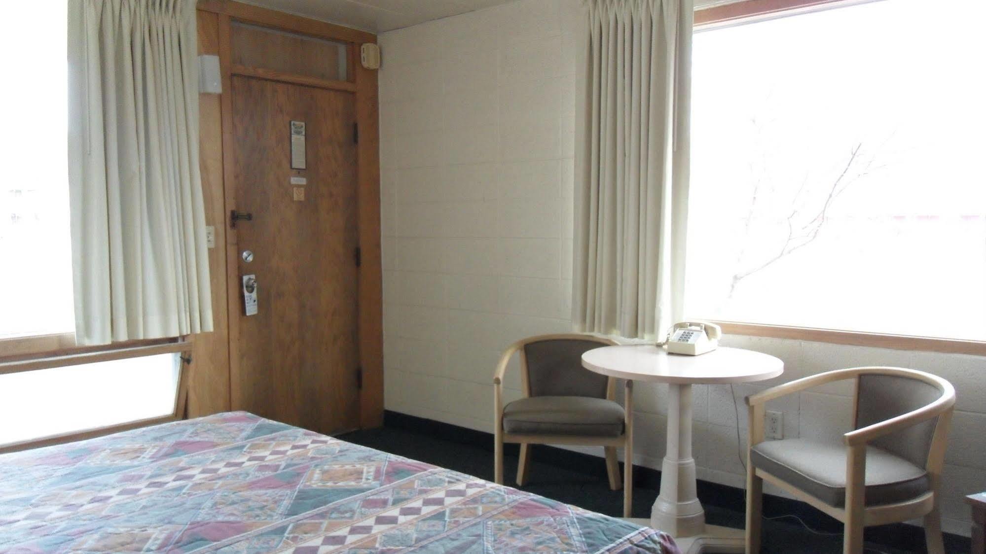 Indian Trail Motel 威斯康星戴尔 外观 照片